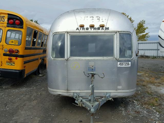 125D2J1516 - 1972 AIRS TRAILER SILVER photo 2