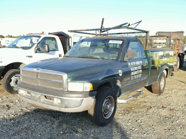 3B6KC2667YM215914 - 2000 DODGE RAM 2500 GREEN photo 2