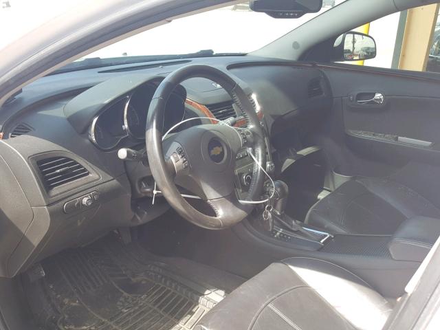 1G1ZE5EUXBF355526 - 2011 CHEVROLET MALIBU LTZ 白色 照片 5