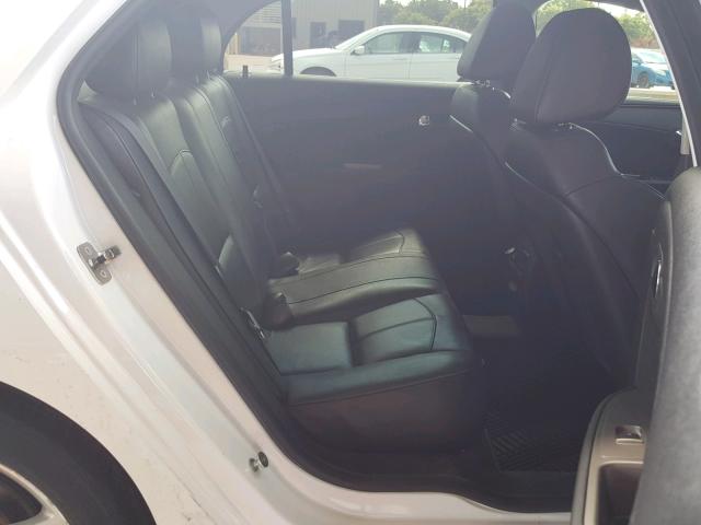 1G1ZE5EUXBF355526 - 2011 CHEVROLET MALIBU LTZ 白色 照片 6