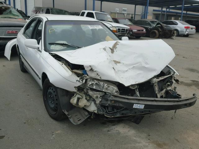 1HGCE6643VA015722 - 1997 HONDA ACCORD LX WHITE photo 1