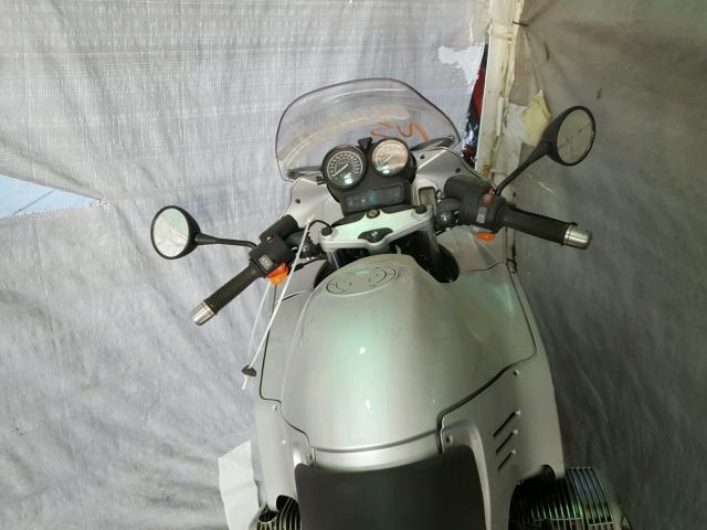 WB10498A74ZG70636 - 2004 BMW R1150 RS SILVER photo 5