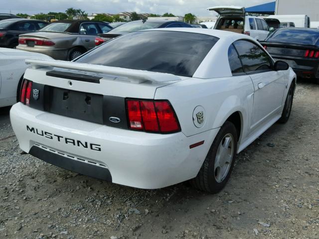 1FAFP40604F170014 - 2004 FORD MUSTANG WHITE photo 4