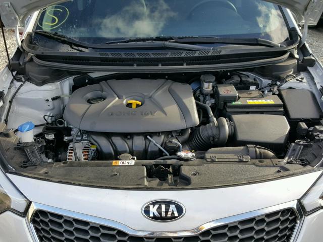 KNAFK4A65G5520350 - 2016 KIA FORTE LX SILVER photo 7