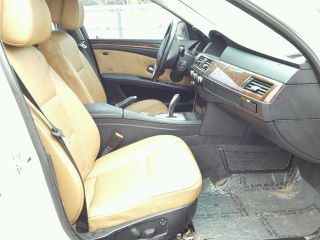 WBANW13558CZ78583 - 2008 BMW 535 I WHITE photo 5