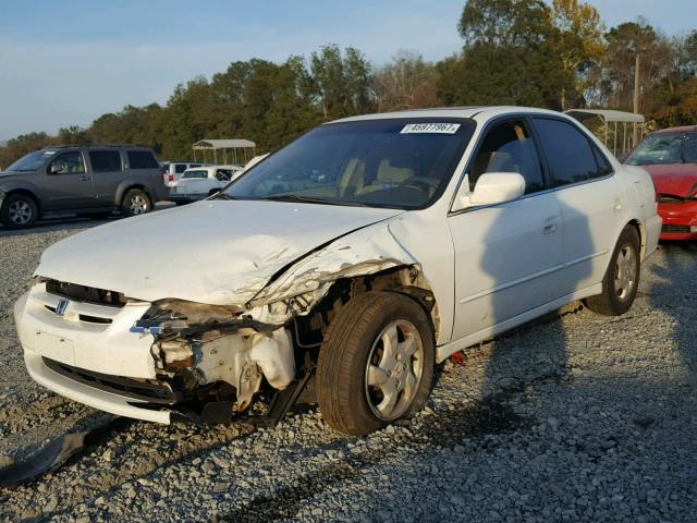 1HGCG5655XA009324 - 1999 HONDA ACCORD EX WHITE photo 2