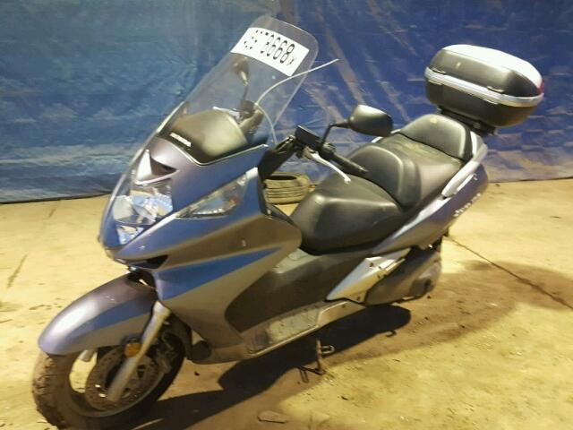 JH2PF01137K500762 - 2007 HONDA FSC600 D SILVER photo 10