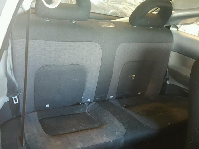 3VWCK21CX2M405730 - 2002 VOLKSWAGEN NEW BEETLE 银色 照片 6