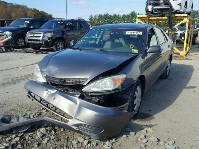 4T1BE32KX4U819408 - 2004 TOYOTA CAMRY LE GRAY photo 2