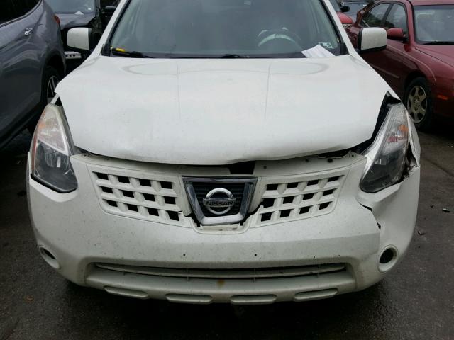 JN8AS58V79W435656 - 2009 NISSAN ROGUE WHITE photo 9