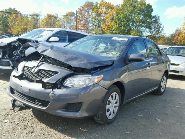 2T1BU40E59C176058 - 2009 TOYOTA COROLLA BA GRAY photo 2