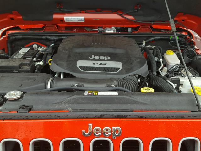 1C4BJWEGXGL182698 - 2016 JEEP WRANGLER U RED photo 7