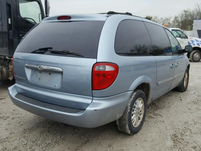 2C4GP74L74R528380 - 2004 CHRYSLER TOWN & COU BLUE photo 4