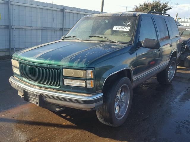 1GNEK13K9SJ426194 - 1995 CHEVROLET TAHOE K150 GREEN photo 2