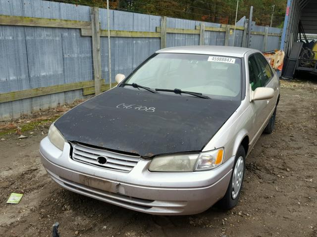 4T1BG22K4XU420311 - 1999 TOYOTA CAMRY CE BEIGE photo 2