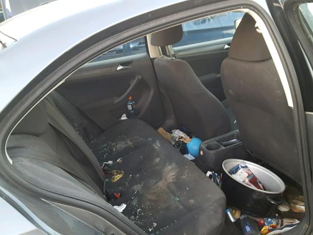 3VW2K7AJXBM338134 - 2011 VOLKSWAGEN JETTA BASE GRAY photo 6