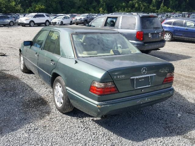 WDBEA32E1SC260436 - 1995 MERCEDES-BENZ E 320 BASE GREEN photo 3