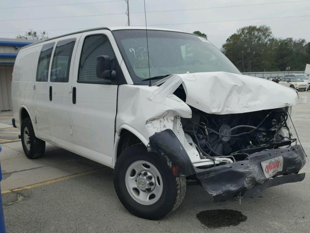 1GCWGFBA0B1174064 - 2011 CHEVROLET EXPRESS G2 WHITE photo 1