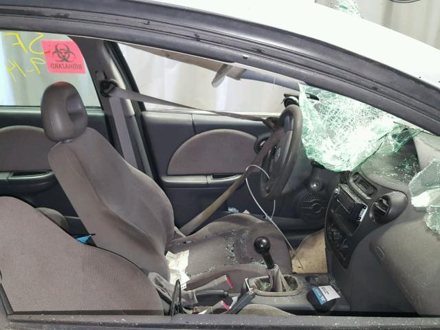 1G8AF52F05Z103398 - 2005 SATURN ION LEVEL SILVER photo 5