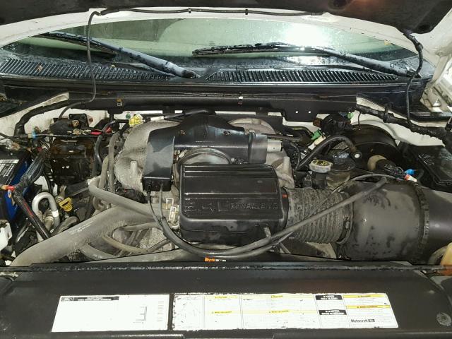 5LMFU28R32LJ07941 - 2002 LINCOLN NAVIGATOR Weiß Foto 7