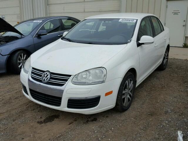 3VWRF81K26M813119 - 2006 VOLKSWAGEN JETTA 2.5 WHITE photo 2