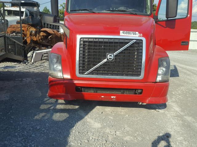 4V4NC9EG6EN166898 - 2014 VOLVO VN VNL RED photo 7