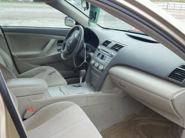 4T1BF3EK8BU658515 - 2011 TOYOTA CAMRY BASE BEIGE photo 5