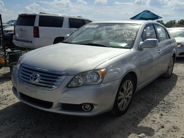 4T1BK36B38U285063 - 2008 TOYOTA AVALON XL SILVER photo 2