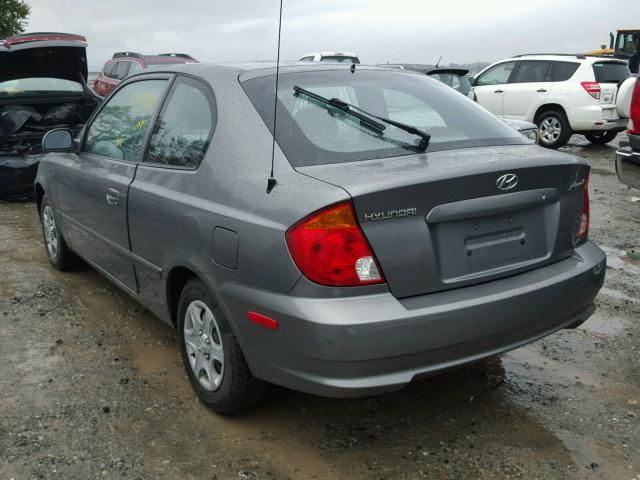 KMHCG35C65U326684 - 2005 HYUNDAI ACCENT GS GRAY photo 3