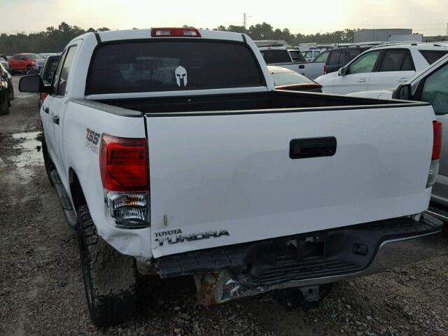 5TFEY5F17DX143925 - 2013 TOYOTA TUNDRA CRE WHITE photo 3