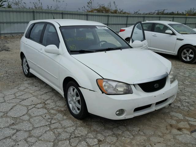 KNAFE161865312075 - 2006 KIA SPECTRA5 WHITE photo 1