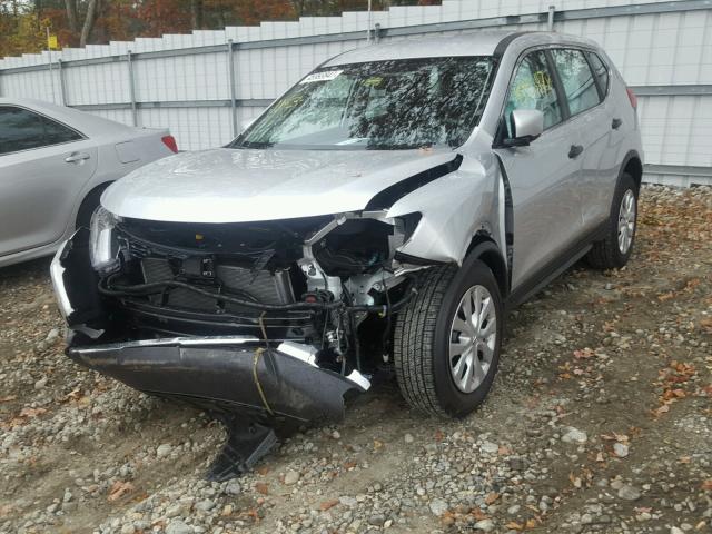 KNMAT2MV9HP571647 - 2017 NISSAN ROGUE S SILVER photo 2