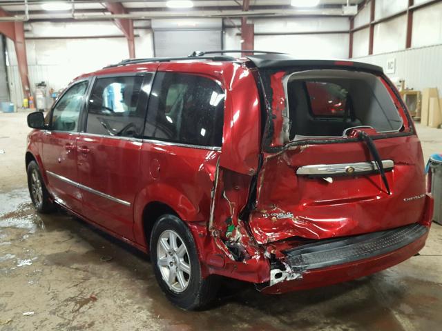 2A4RR5D16AR128760 - 2010 CHRYSLER TOWN & COU RED photo 3