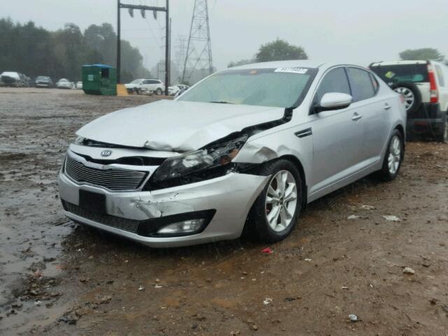 KNAGN4A73B5082201 - 2011 KIA OPTIMA EX SILVER photo 2