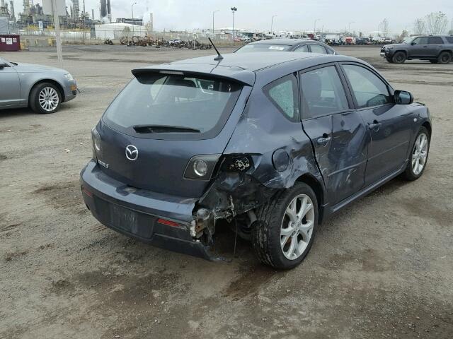 JM1BK343481138168 - 2008 MAZDA 3 HATCHBAC GRAY photo 4