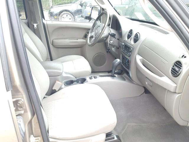 1J8GL38K25W520968 - 2005 JEEP LIBERTY RE 绿色 照片 5