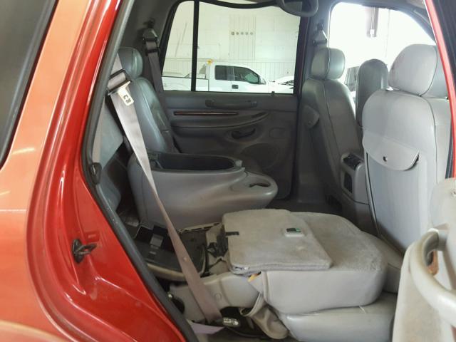 5LMFU28R22LJ10359 - 2002 LINCOLN NAVIGATOR 勃艮第红 照片 6