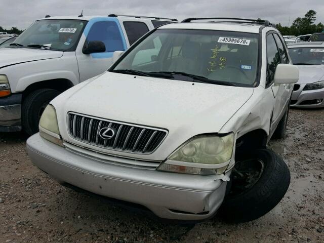 JTJGF10U020133444 - 2002 LEXUS RX 300 WHITE photo 2