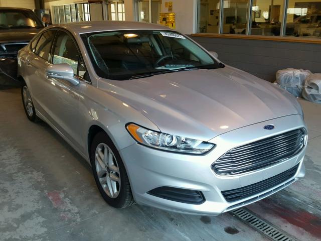 3FA6P0H7XGR359430 - 2016 FORD FUSION SE SILVER photo 1