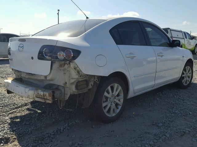 JM1BK12F181857525 - 2008 MAZDA 3 I WHITE photo 4