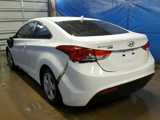 KMHDH6AE7DU016844 - 2013 HYUNDAI ELANTRA CO WHITE photo 3