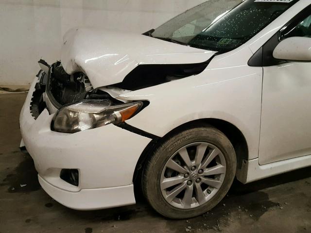 2T1BU4EE5AC462974 - 2010 TOYOTA COROLLA BA WHITE photo 9