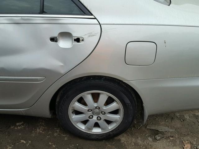 4T1BE30K63U667144 - 2003 TOYOTA CAMRY LE ვერცხლისფერი ფოტო 10