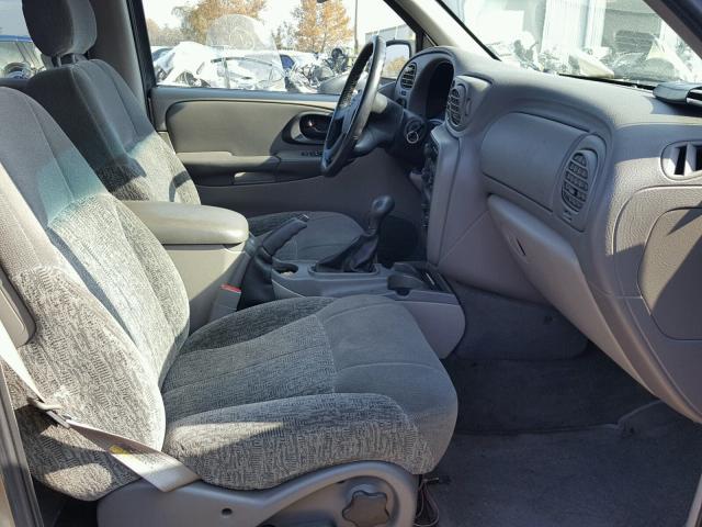 1GNDT13S022179408 - 2002 CHEVROLET TRAILBLAZE TAN photo 5