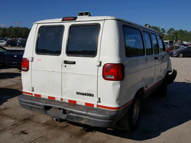 2B7HB11X8XK523810 - 1999 DODGE RAM VAN B1 WHITE photo 4