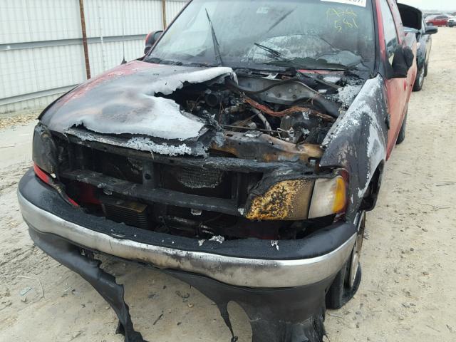 1FTRX17W52KA28581 - 2002 FORD F150 RED photo 9