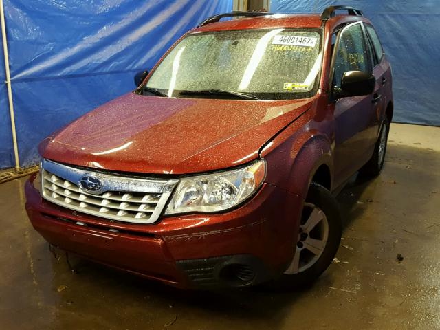 JF2SHABC1DH417117 - 2013 SUBARU FORESTER 2 RED photo 2