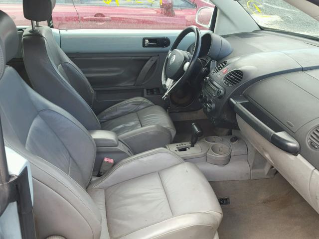 3VWCD31Y94M349990 - 2004 VOLKSWAGEN NEW BEETLE 青色 照片 5