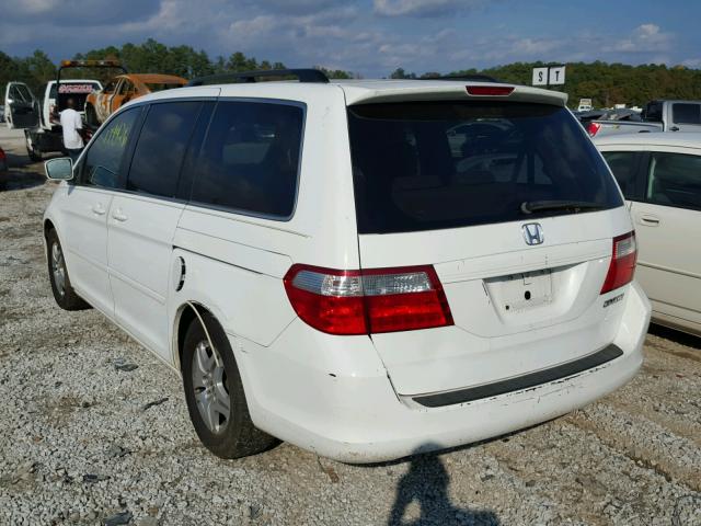 5FNRL38675B021641 - 2005 HONDA ODYSSEY WHITE photo 3