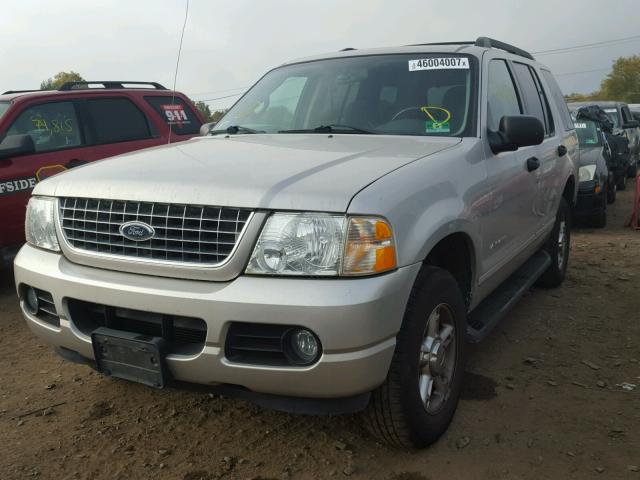 1FMZU73E45UA41951 - 2005 FORD EXPLORER SILVER photo 2